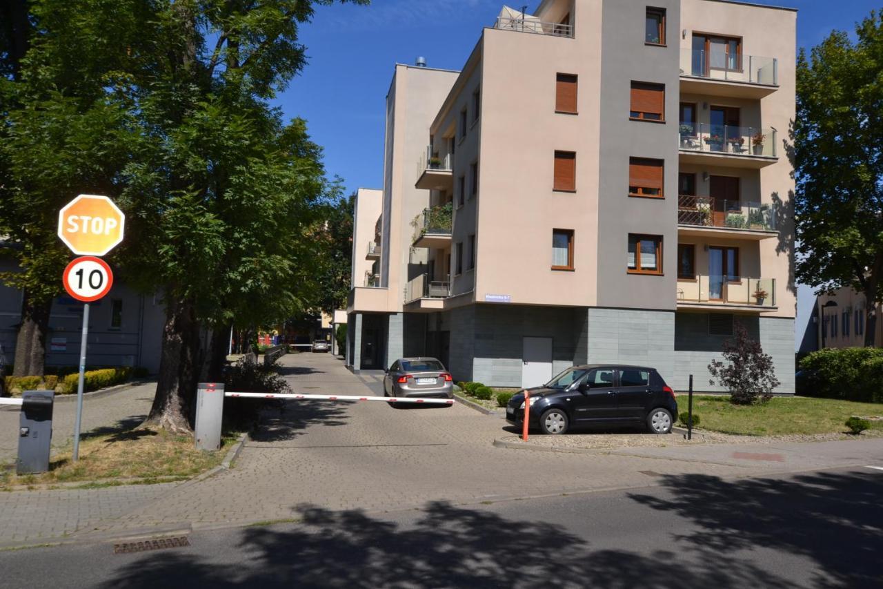 Apartament Bursztynowy Z Garazem -Centrum Gliwic Gliwice Eksteriør billede